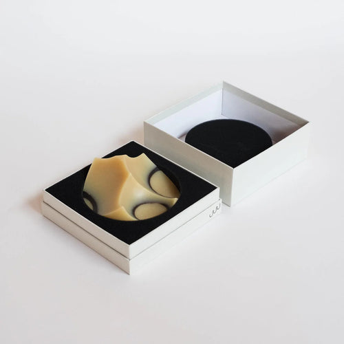 Cedar Sandalwood - Soap & Black Bouton